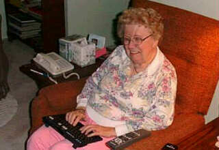 Here I am sending e-mail!